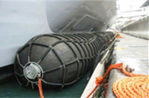 Qingdao Everblue yokohama marine fender/rubber fender D2m x L4m