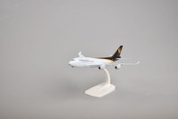 20cm B747 UPS With Wheels Metal Aircraft Plane Model Gift