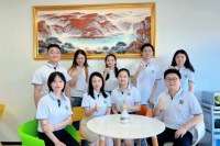 Hongmingda international freight forwarders in China visit clients regardless of the we...