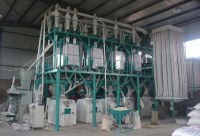 Corn milling machine