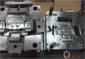 Automobile plastic mould