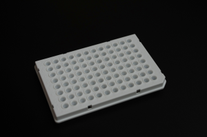 0.1ml 96 Wells Half Skirt White PCR Plate