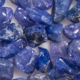 Piedra preciosa de tanzanita de alta calidad (azul-rubí) a la venta