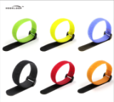 Brida de cable con gancho y bucle con hebilla（Velcro）