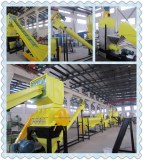 Plastic recycling machine