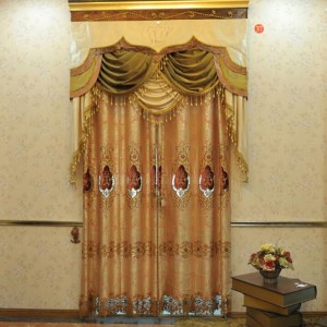 Modernas cortinas elegantes