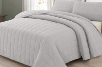 Quilted bedspread/coverlet