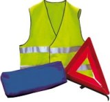 RECHERCHE KIT DE SECURITE GILET ET TRIANGLE