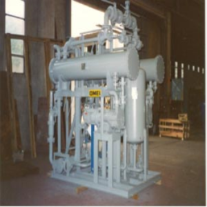 Vacuum system for maintaining pressure