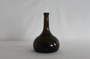 Small wine bottles