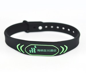 RFID silicone wristband